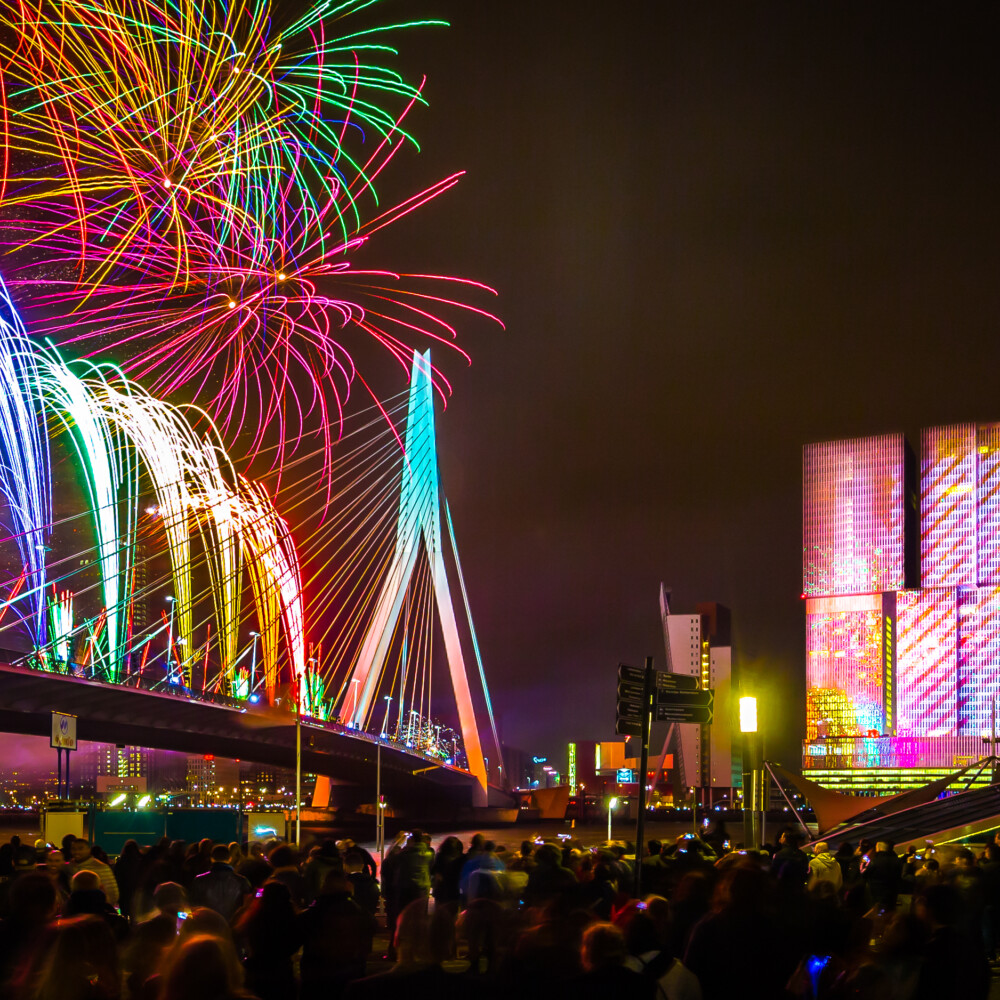Erasmusbrug vuurwerk rotterdam 2016 Peter Bezemer