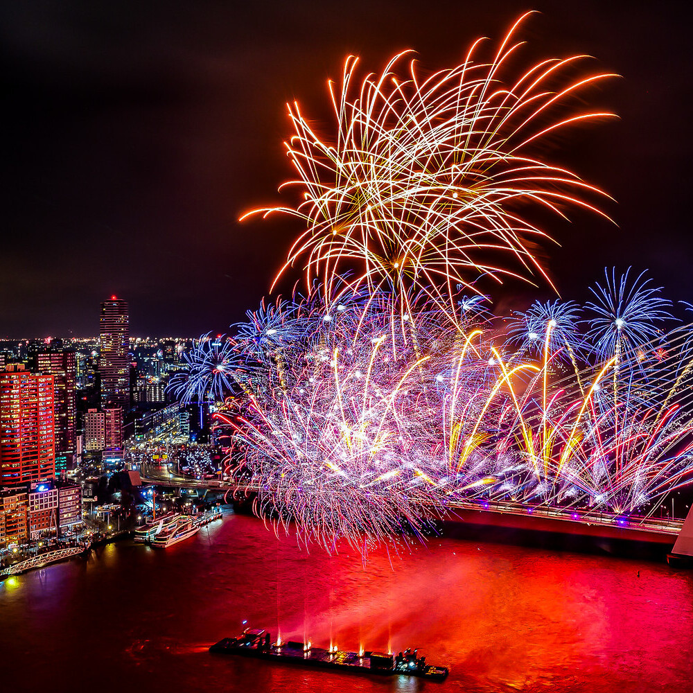 Het Nationale Vuurwerk 1 002