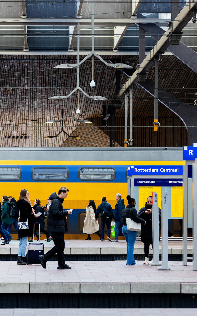 Rotterdam Centraal Station 021 Iris van den Broek scaled