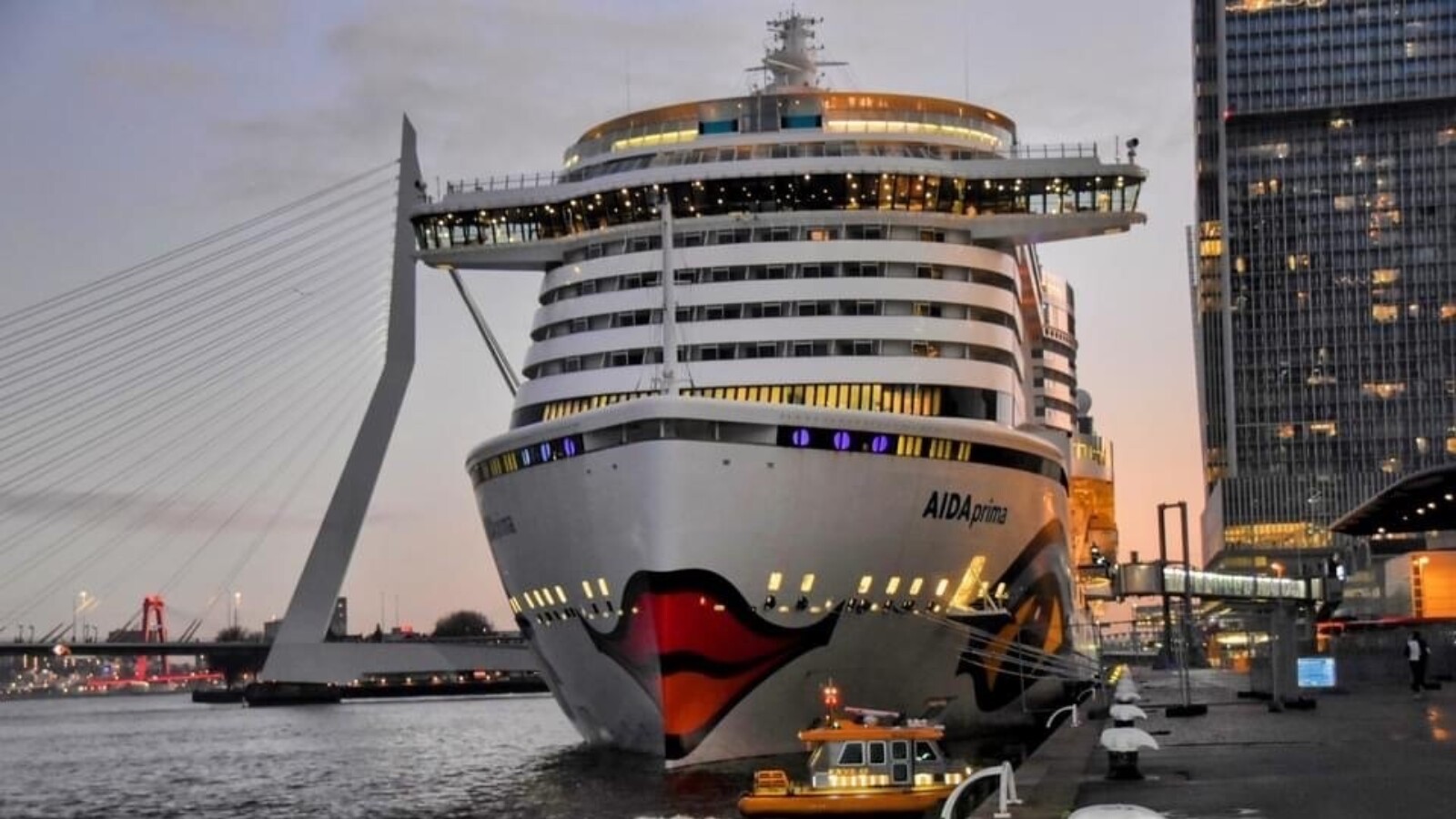 AID Aprima Cruise Port Rotterdam Centrum