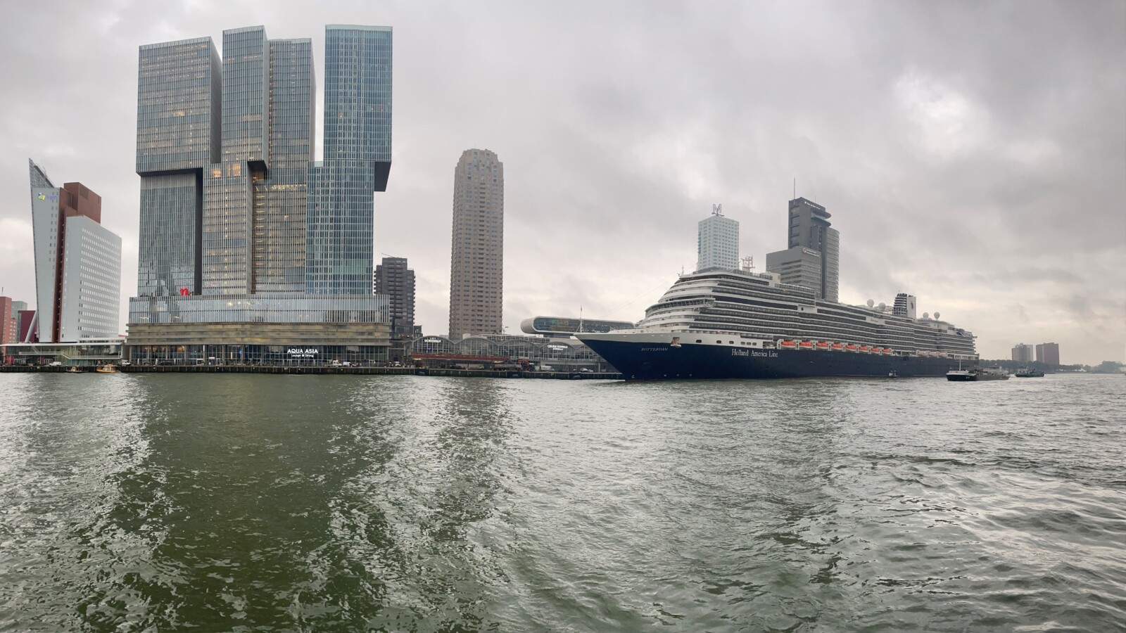 Cruise Port De Rotterdam Kop van Zuid