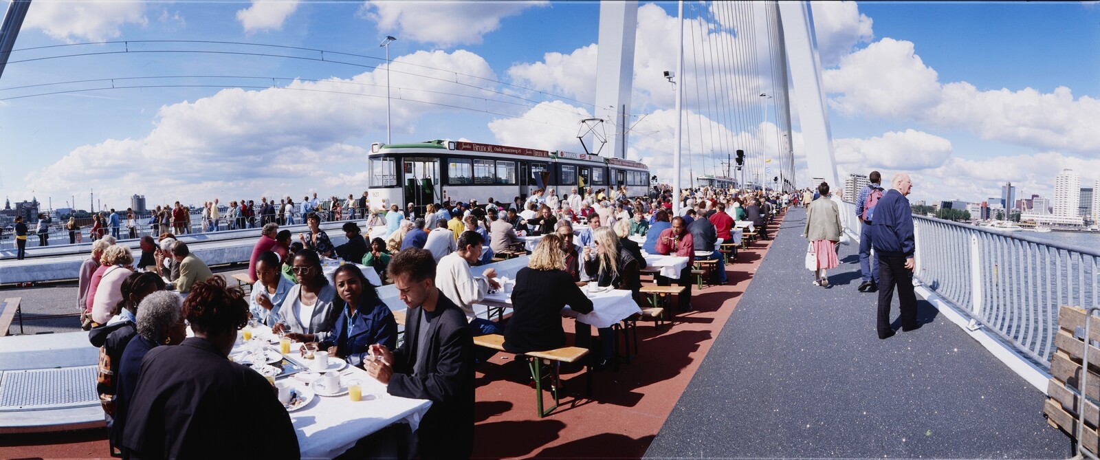 Erasmusbrug brunch 1996 rotterdam