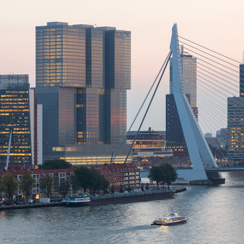 Erasmusbrug schemering 2013 ️ Ossip van Duivenbode