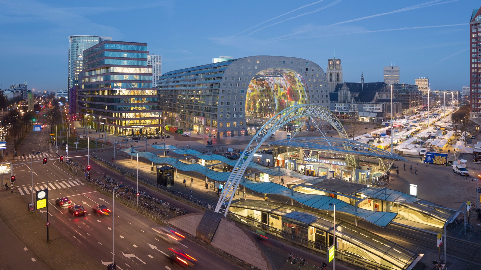 Markthal foto Ossip van Duivenbode Ossip van Duivenbode min