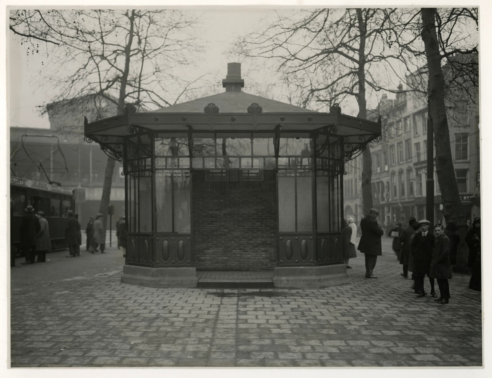 Historische foto Tramhuis 1931 op Beursplein uit Stadsarchief Rotterdam