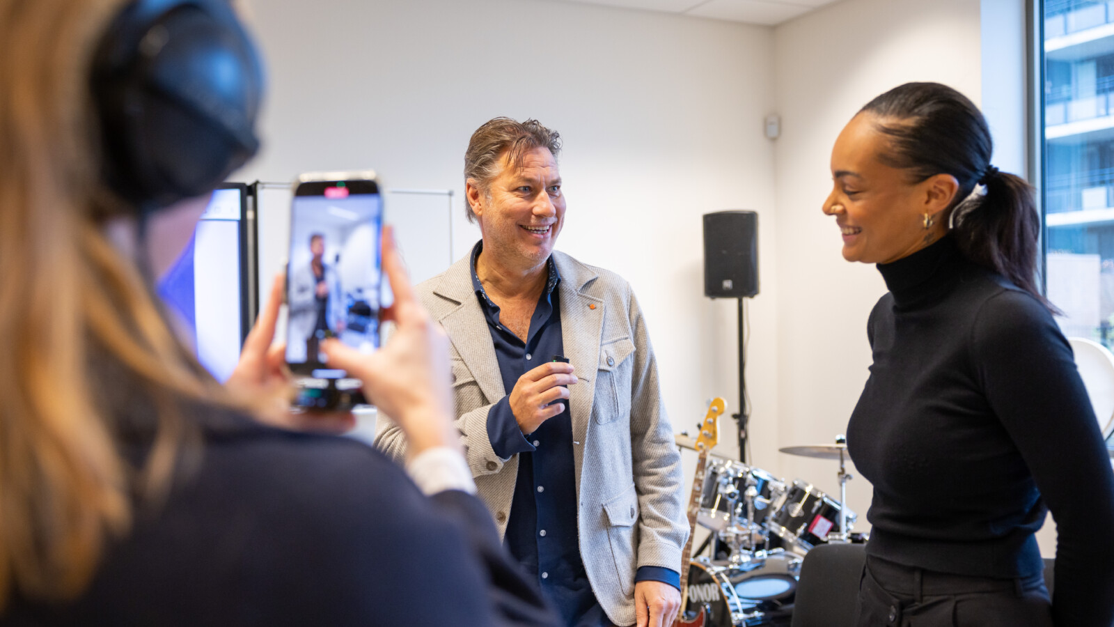 Foto Sander de Kramer bij interview