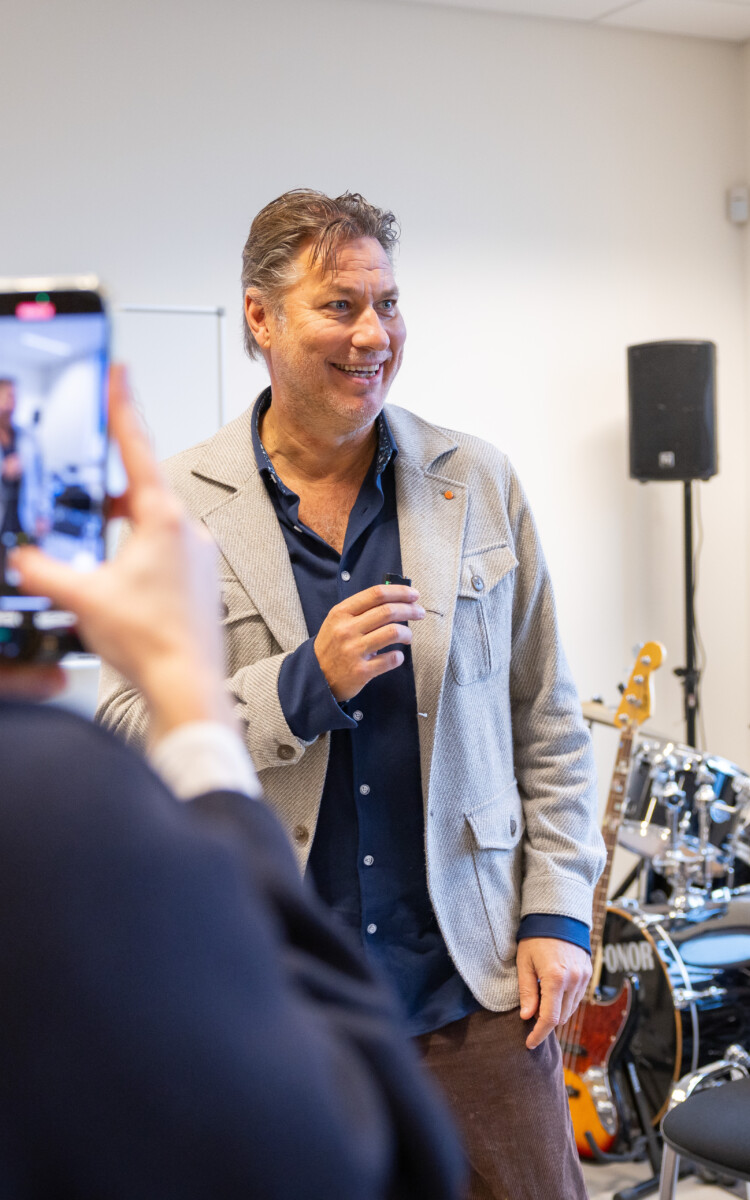 Foto Sander de Kramer bij interview