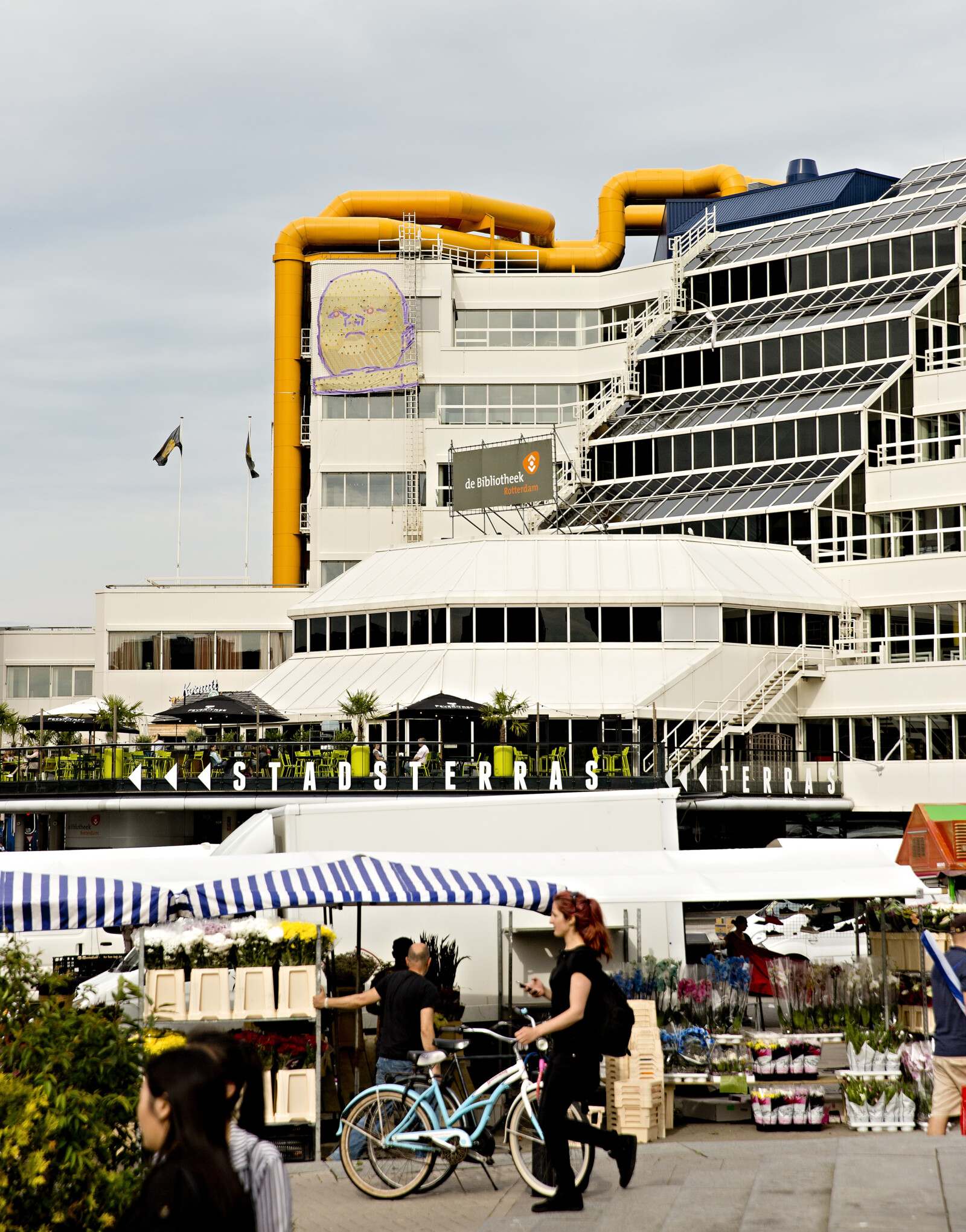 Markt en bibliotheek Rotterdam