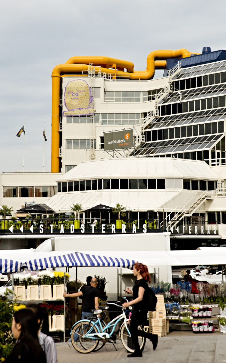 Markt en bibliotheek Rotterdam