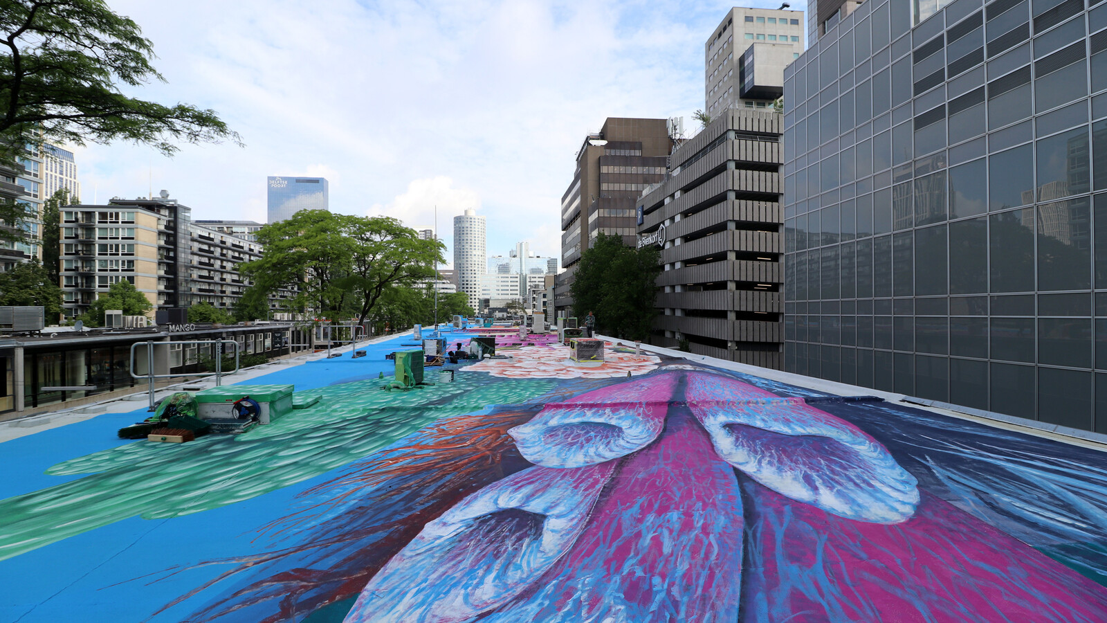 Leonkeer rotterdamse daken dagen rooftopwalk dakschildering streetart 3d