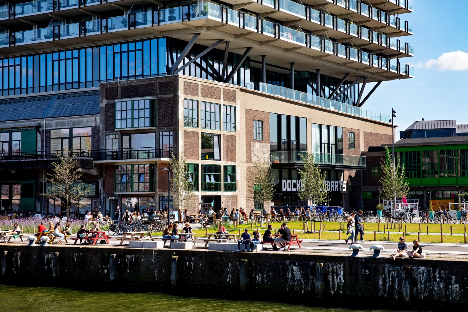 Fenix loods en Walhalla Rotterdam