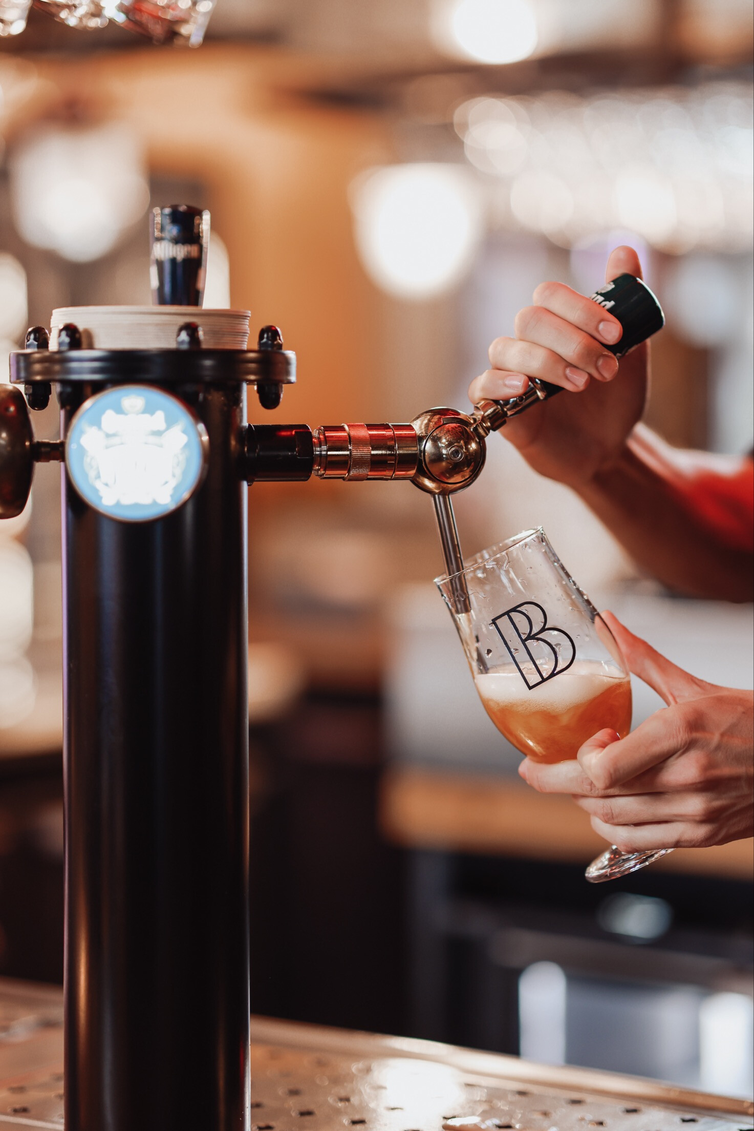 Tap je eigen biertje Beers Barrels Rotterdam Central Plaza