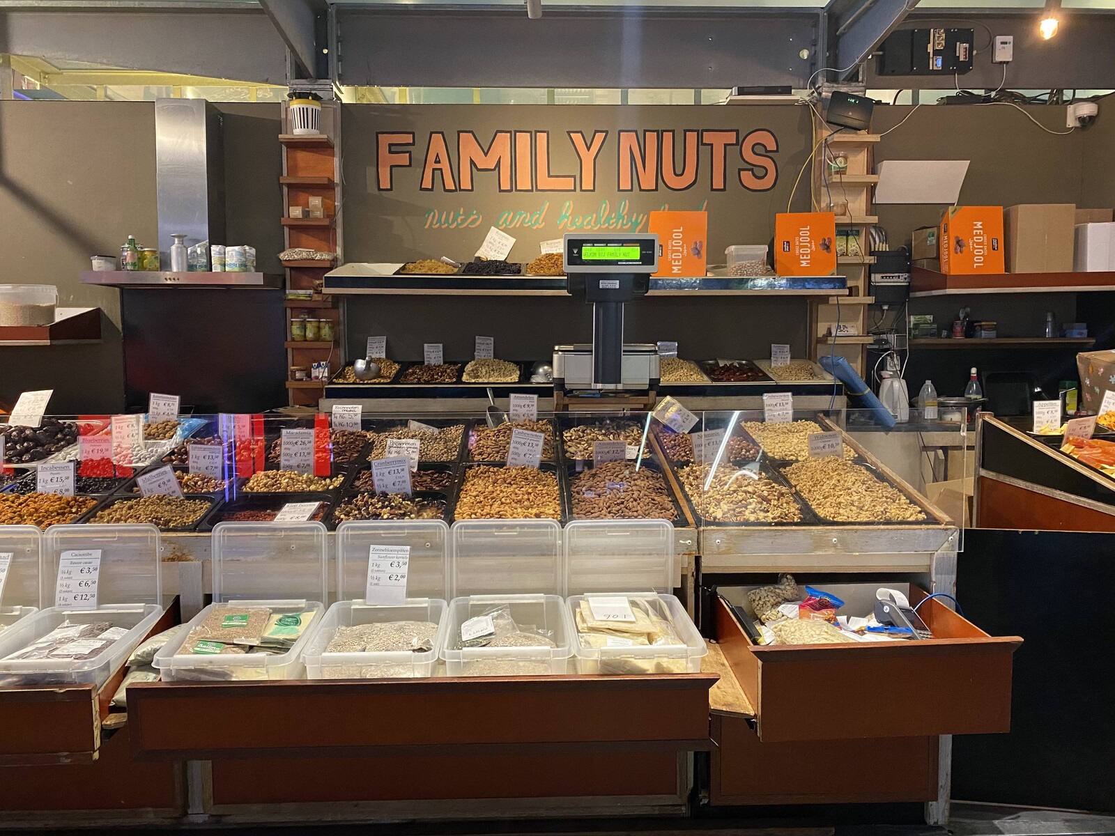 Family Nuts 2