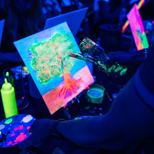 Neon Brush sip and paint 2