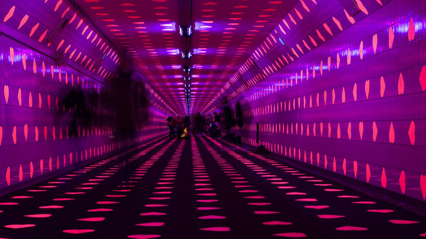 Tunnel of love Foto Studio Vollaers Zwart