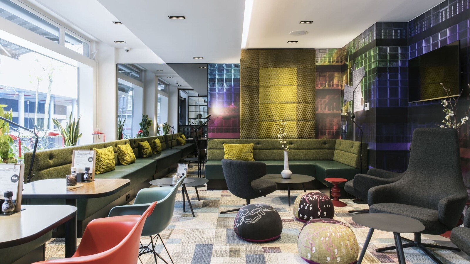 EH SAVOY HOTEL ROTTERDAM LOBBY 1 min