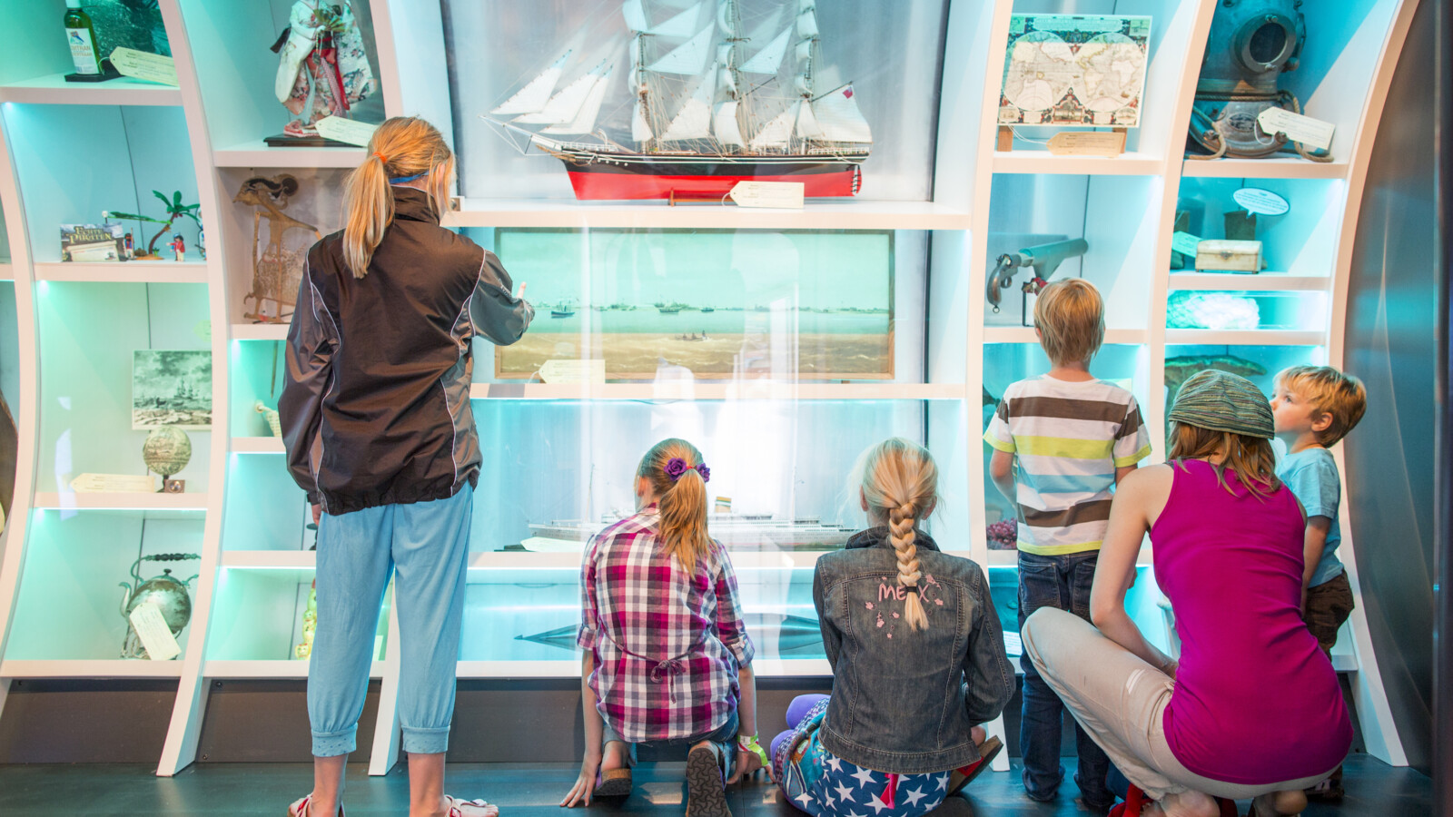 Kinderen Ontdekken De Maritieme Wereld Bij Professor Plons Fred Ernst