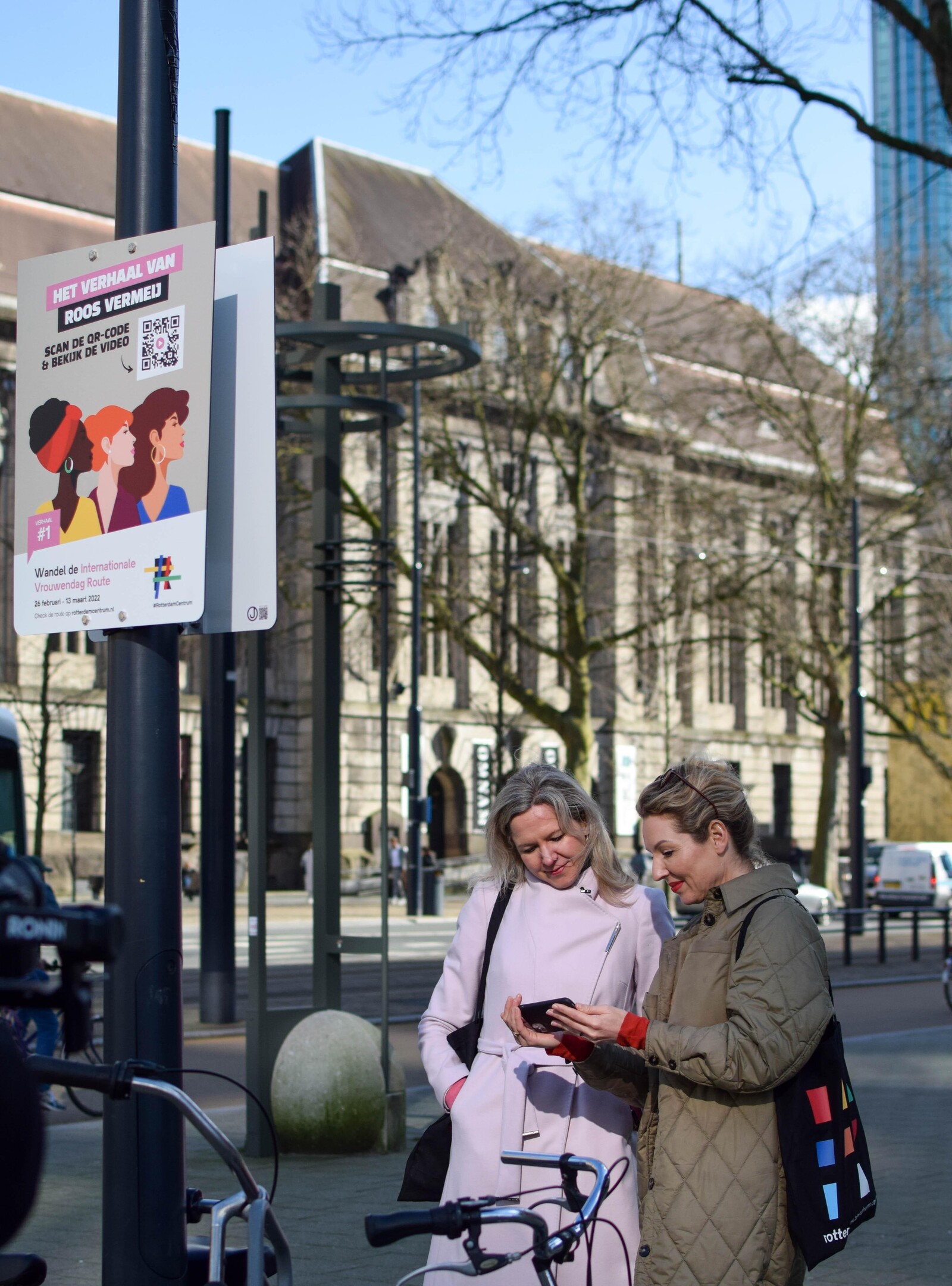 Debby Gerritsen Dominique van Elsacker internationale vrouwendag Route Stadhuis Rotterdam 3