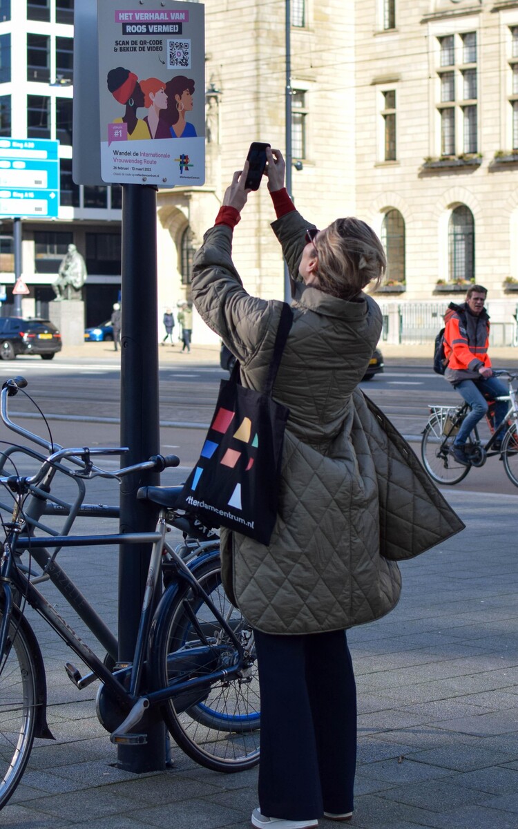 Debby Gerritsen Dominique van Elsacker internationale vrouwendag Route Stadhuis Rotterdam