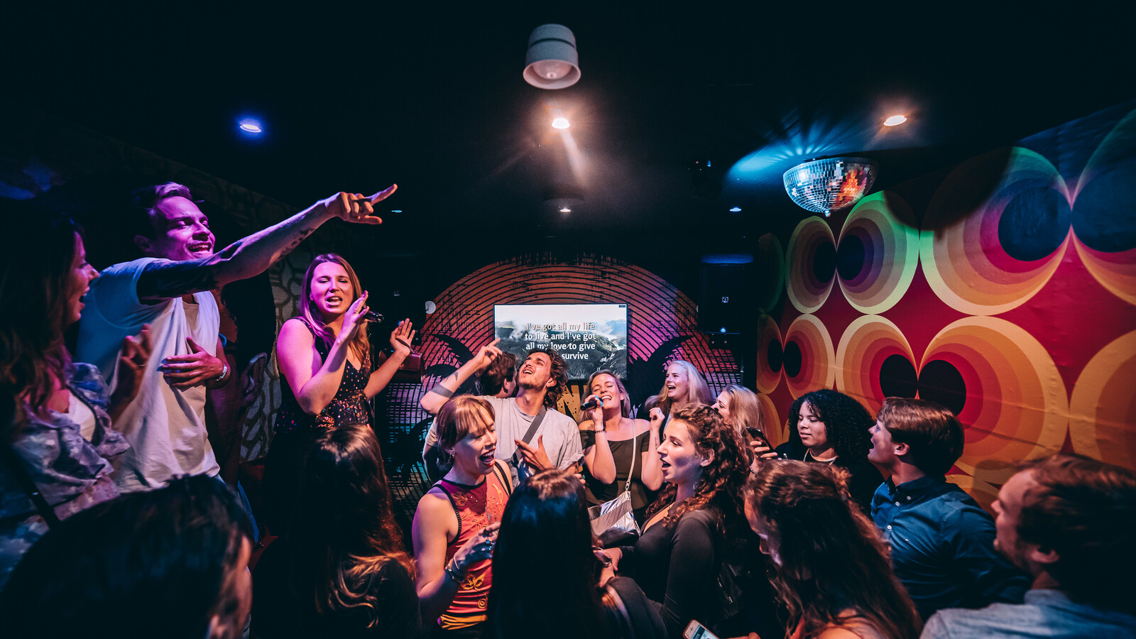 Nieuwe karaokebar in Rotterdam Jeancarlo Nunes dos Anjos
