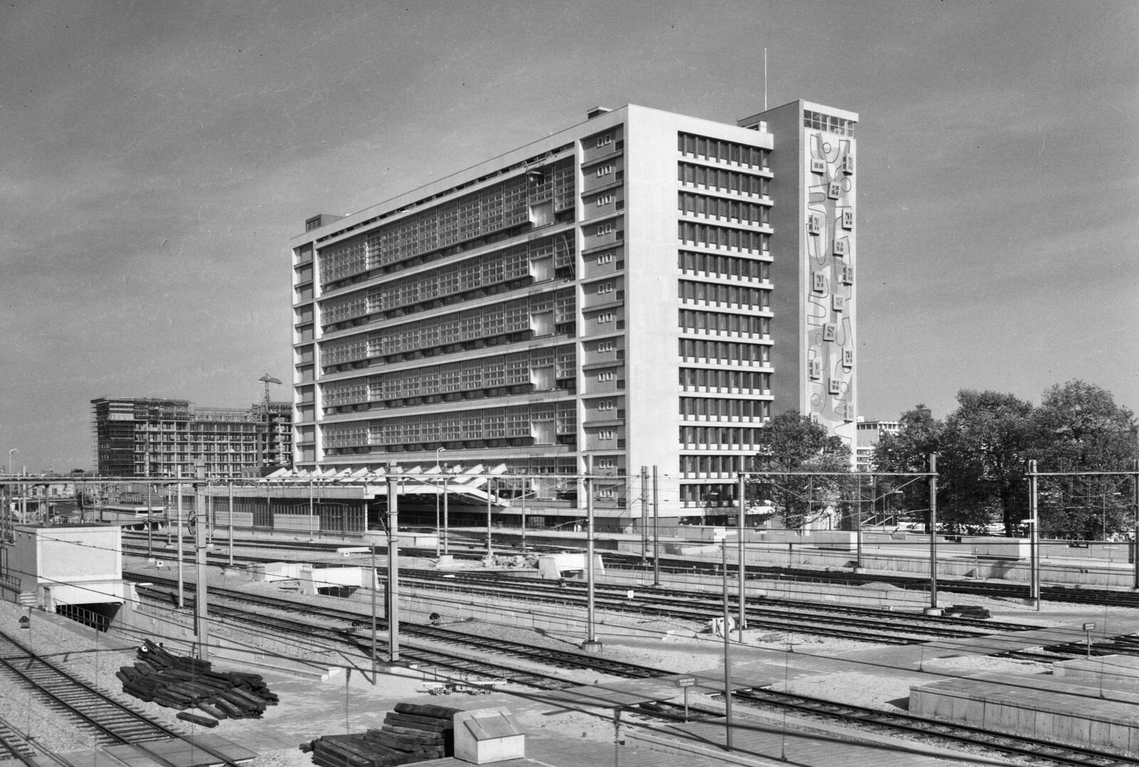 Stationsp 3 1959 NL Ha NA 2 24 01 04 0 910 4023