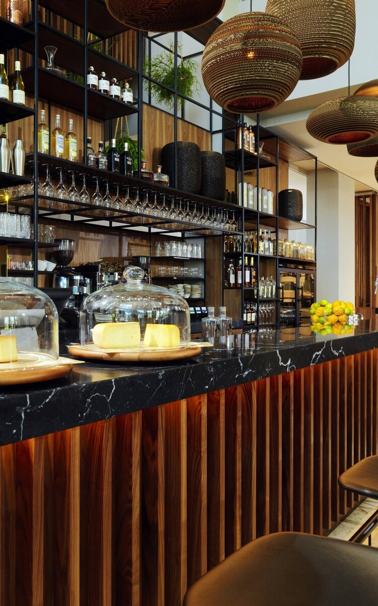 Pillars Bar Kitchen bar