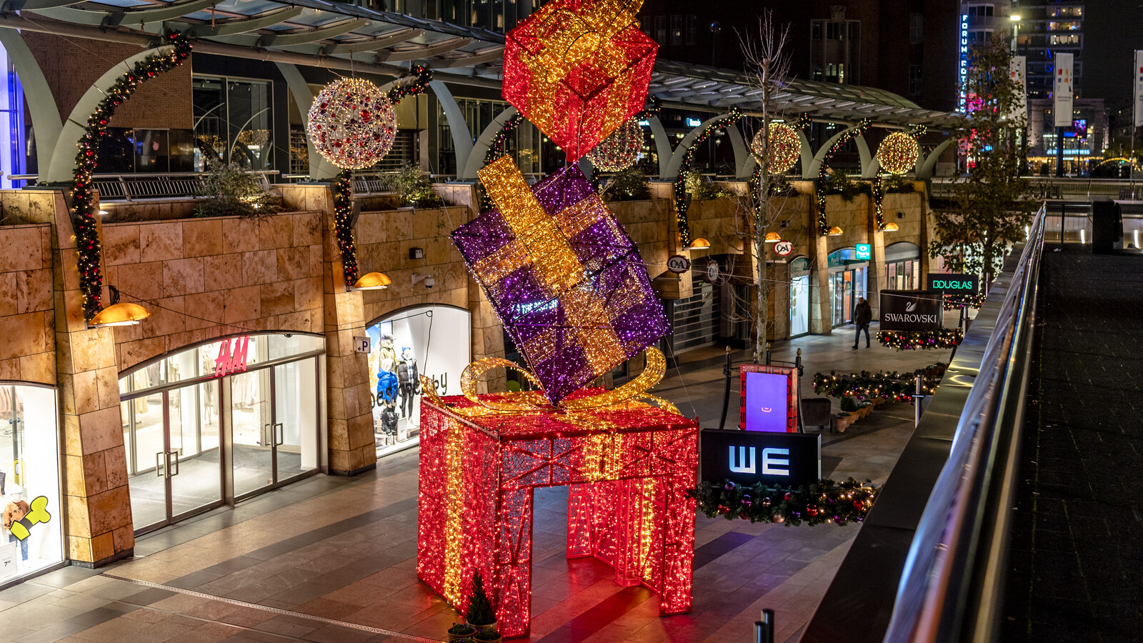 Cadeautjes kerstverlichting Koopgoot Rotterdam Centrum Jan Kok