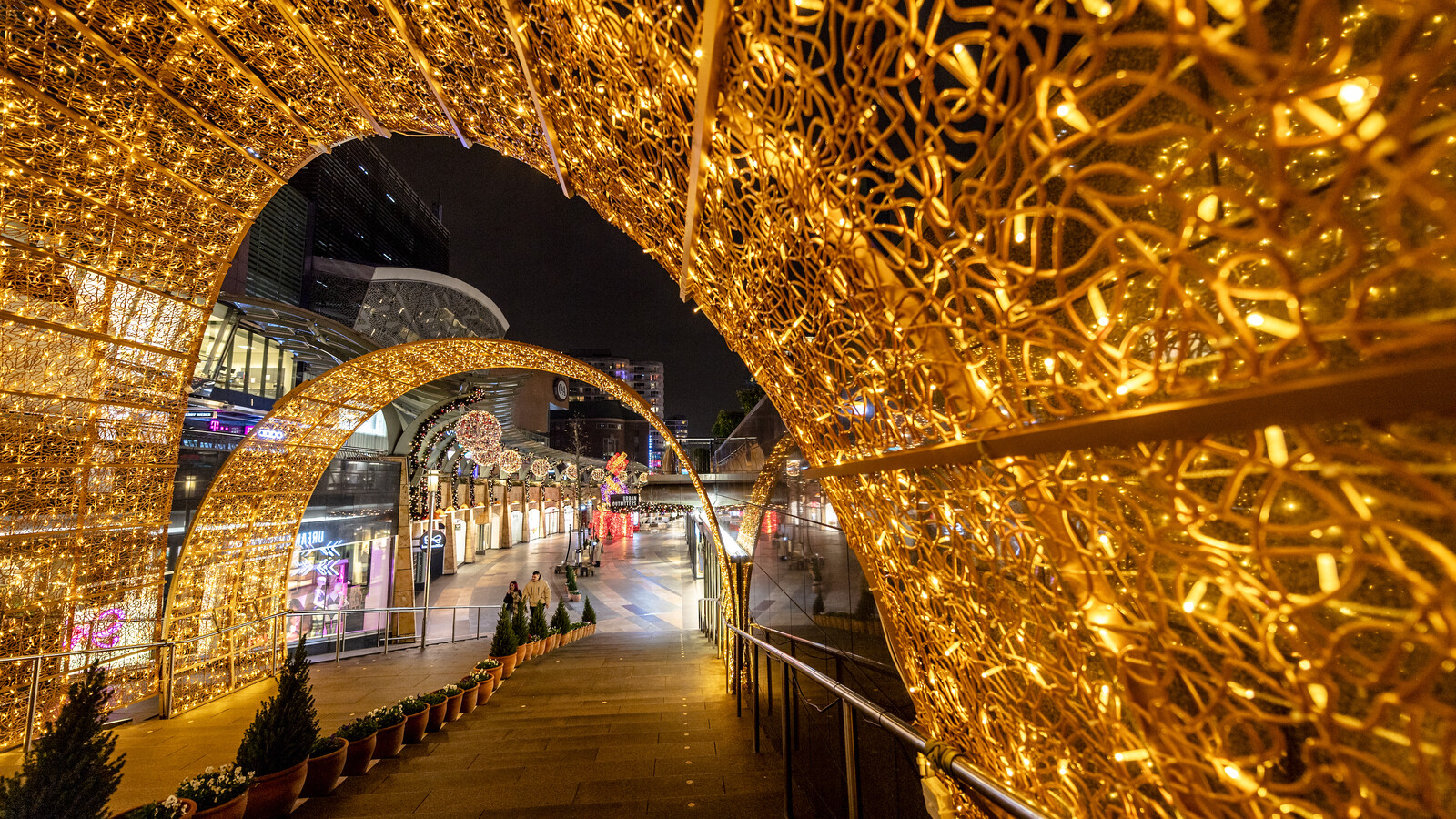 Prachtige kerstverlichting koopgoot Rotterdam Centrum Jan Kok