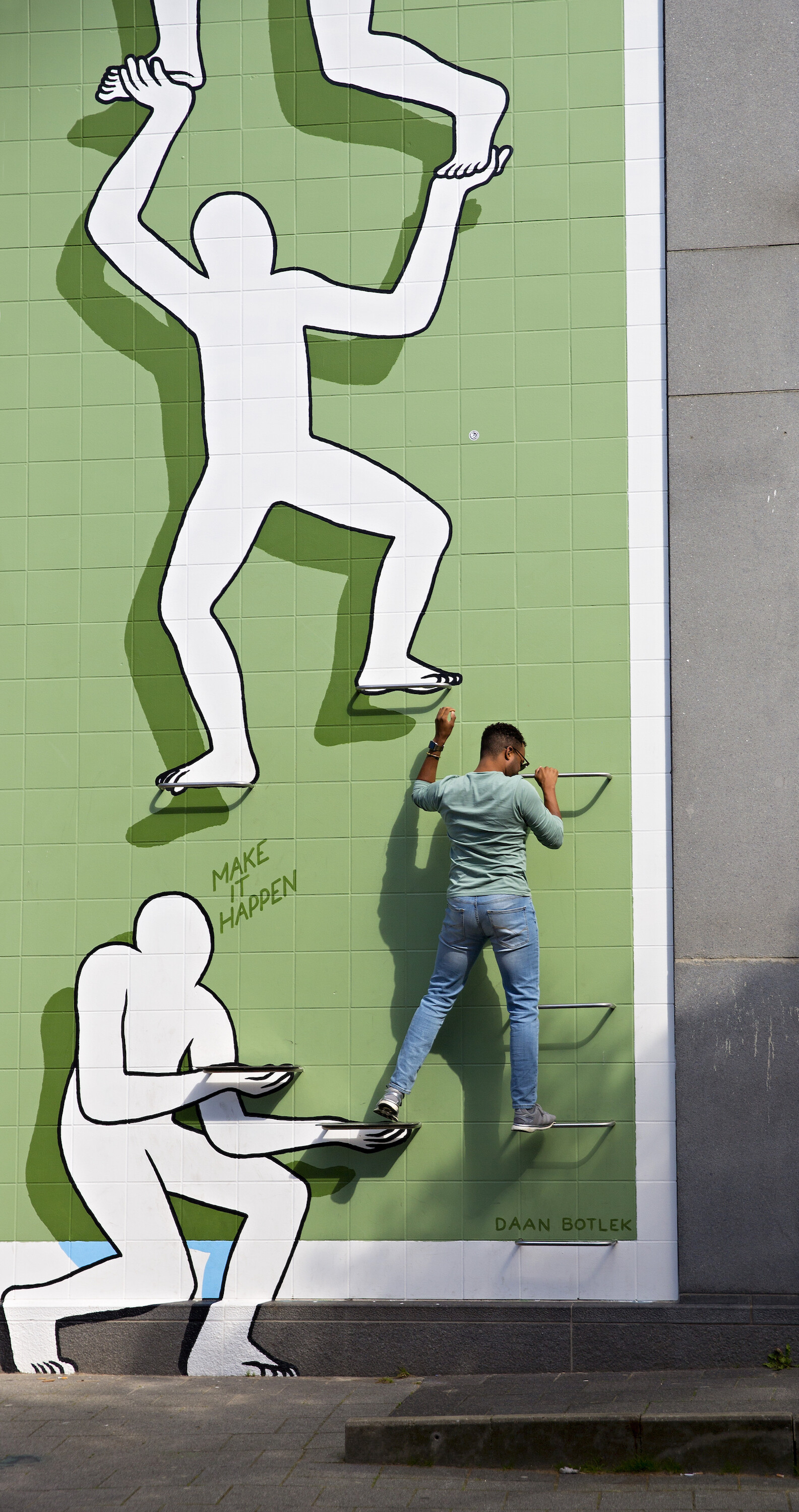 Make it Happen street art Daan Botlek Witte de Withstraat Rotterdam