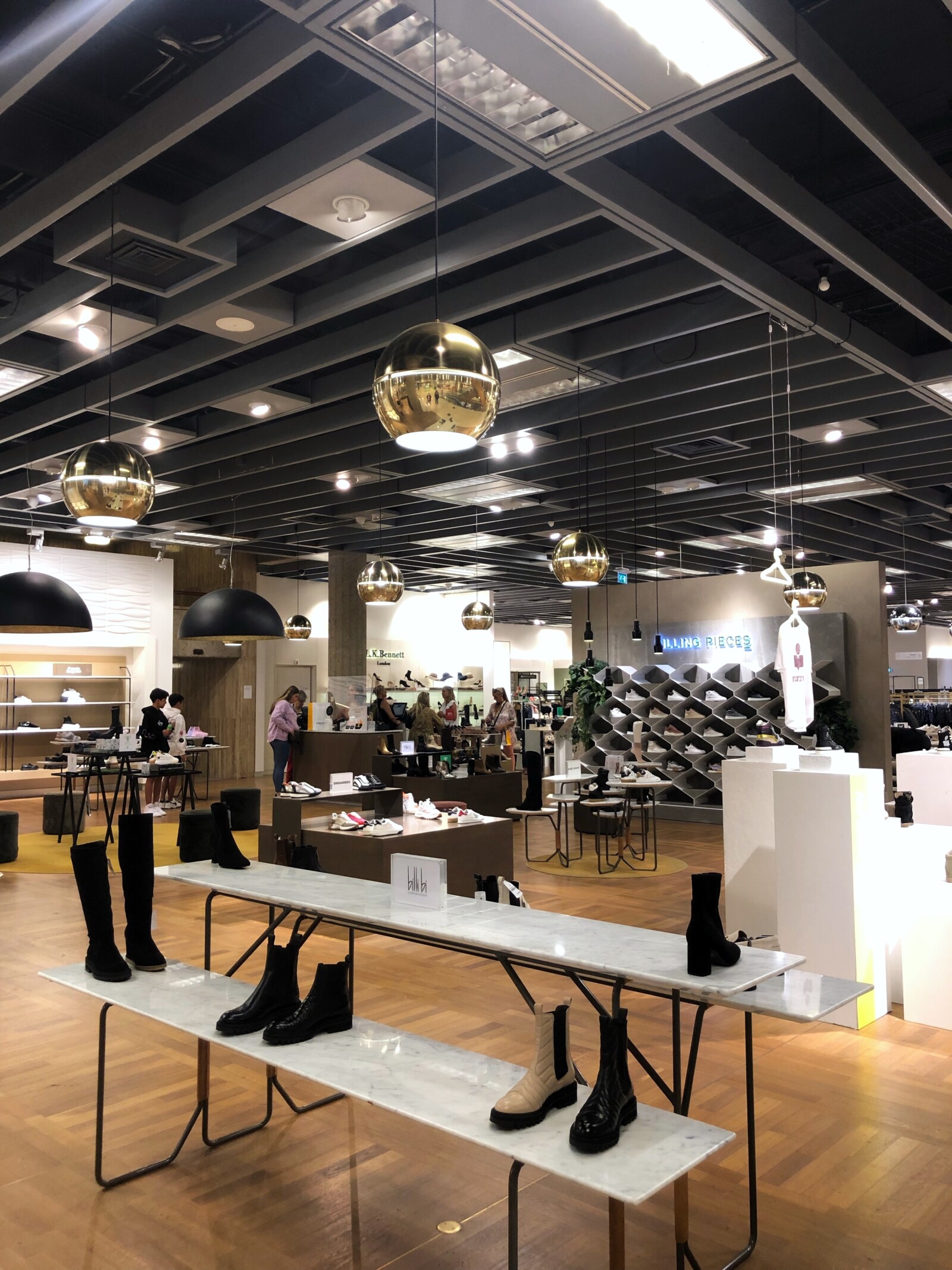 Samengesteld Accor Virus Shoe stores in Rotterdam Centre | #RotterdamCentrum