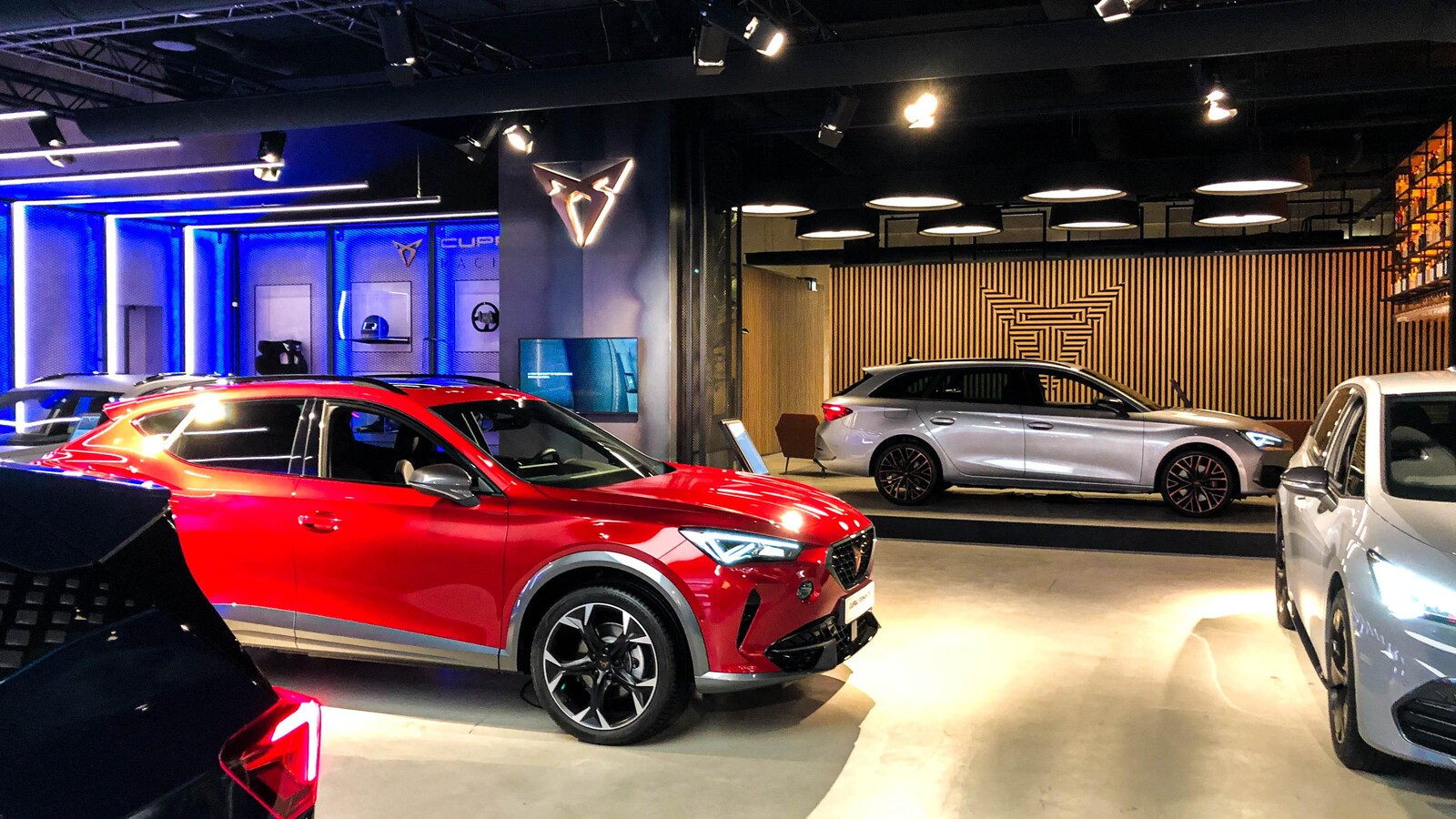 CUPRA City Garage showroom overzicht Rotterdam