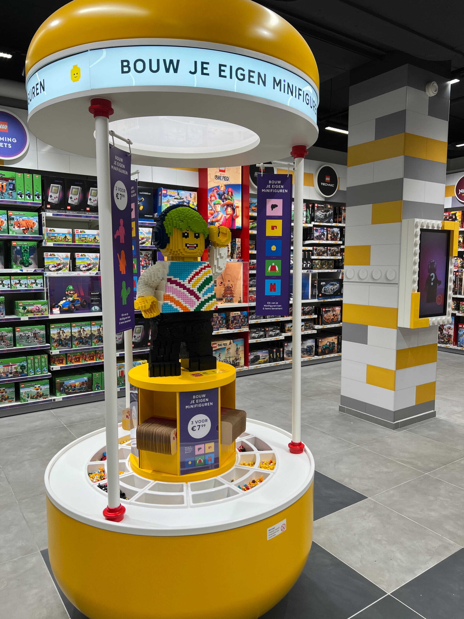 LEGO store 10