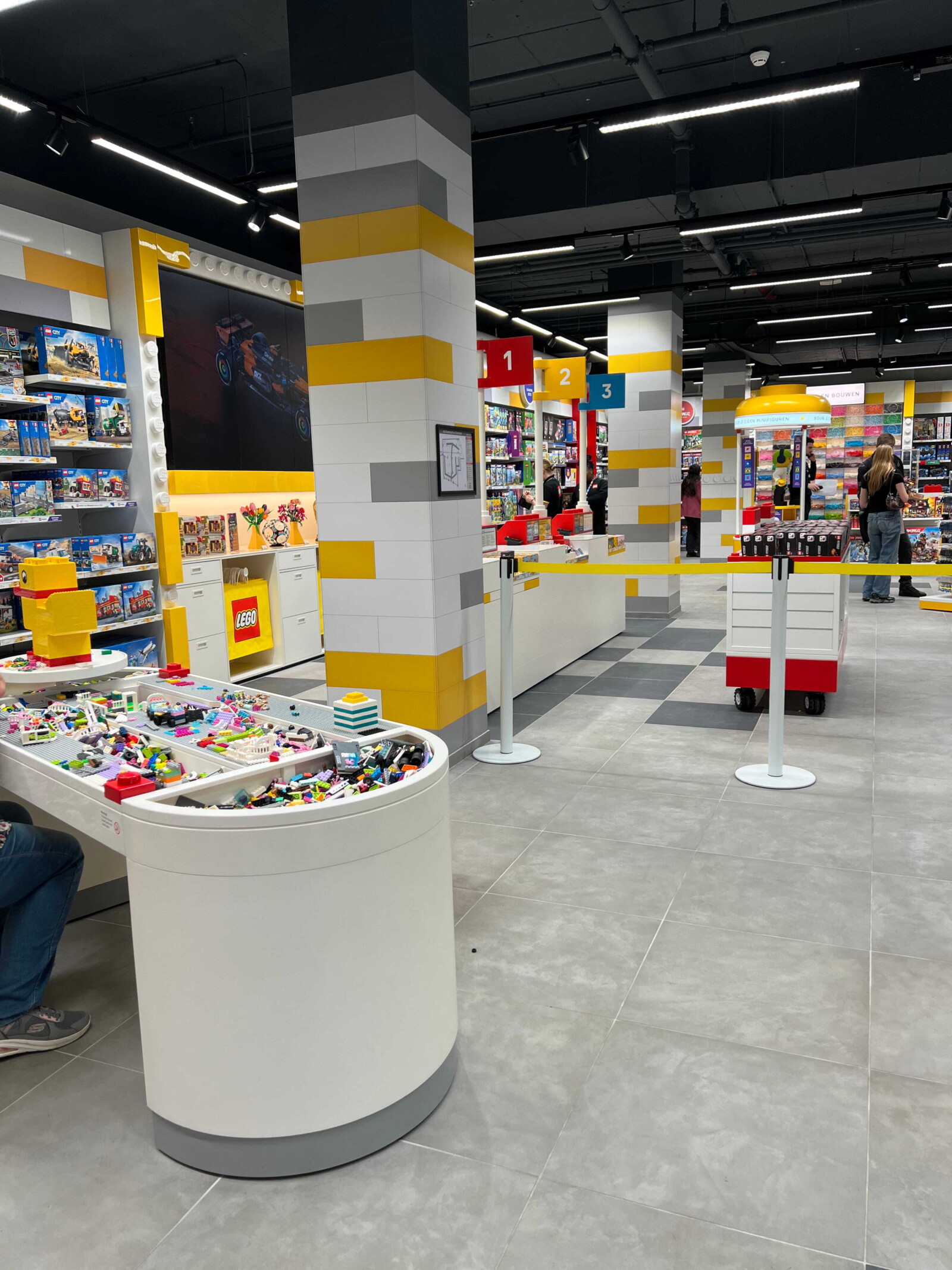 LEGO store 5