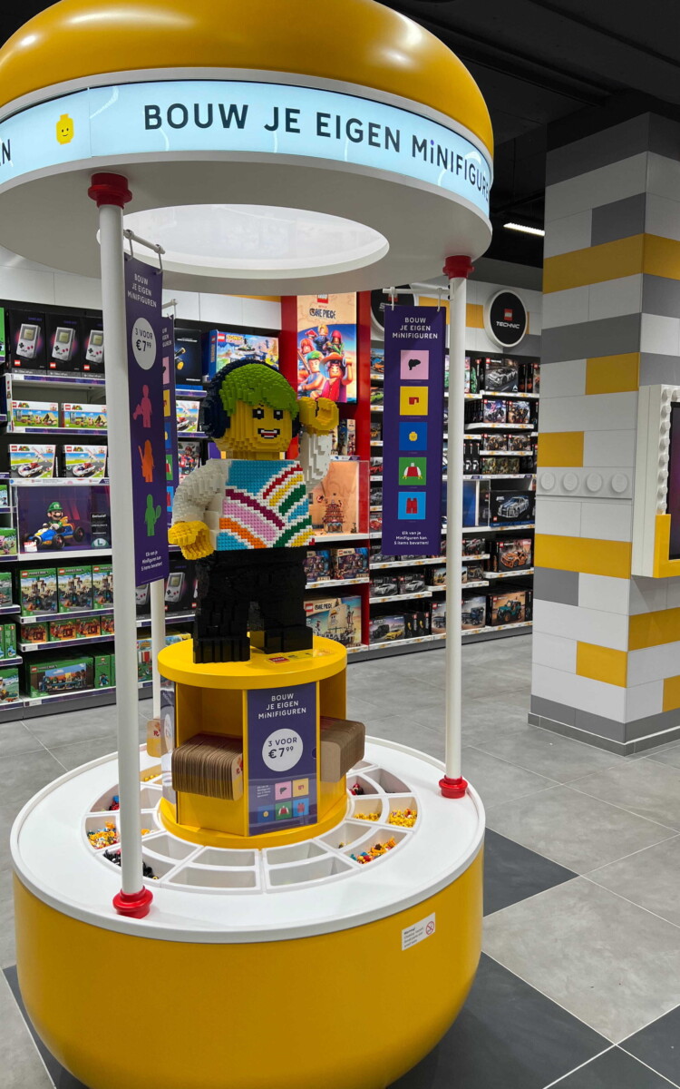 LEGO store 10
