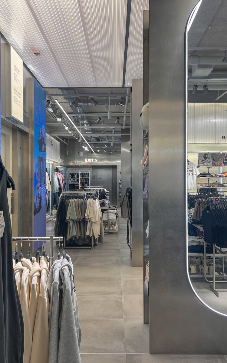 Nieuwe Pull Bear Lijnbaan7
