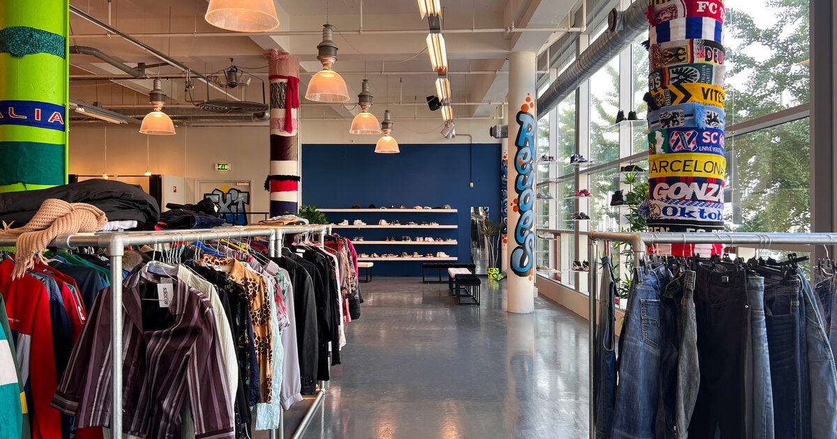 Vintage kleding sales shoppen