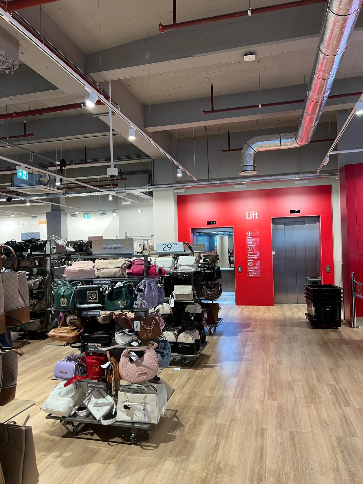 TK Maxx 4