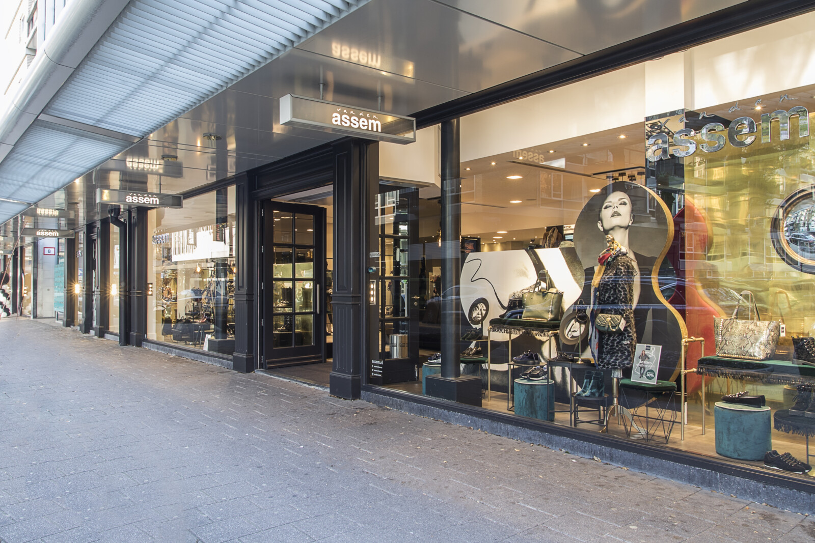 Pekkadillo spleet seksueel Schoenenwinkels in Rotterdam Centrum | #RotterdamCentrum