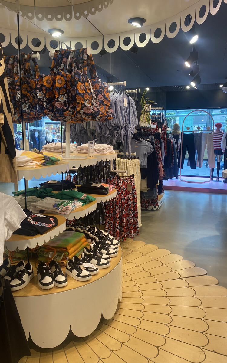 Monki 2